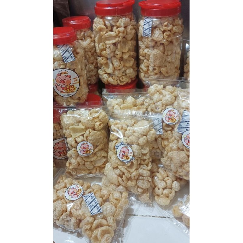 

kerupuk kulit babi kwalitas premium 100gram, 250gram, 400gram, 500gram.