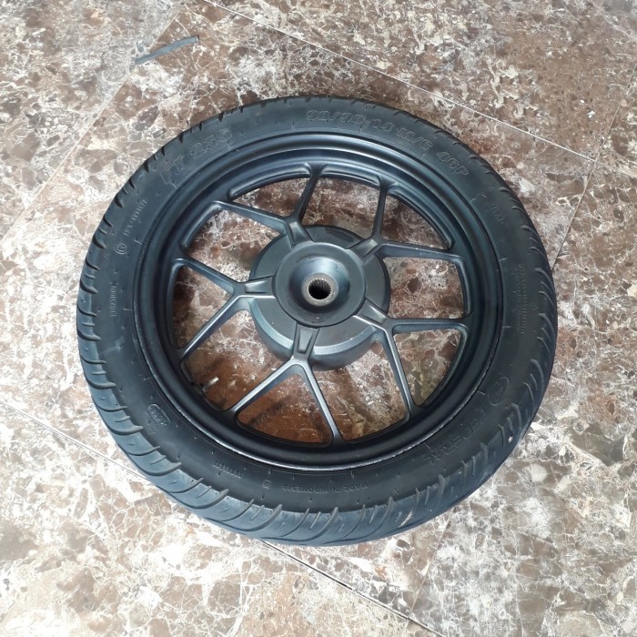 velg belakang vario 150 led 125 led original copotan satu set ban