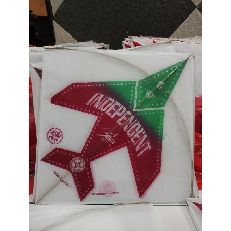 WA11N LAYANGAN SUKOI STANDART-  Layang-Layang Arku Rapi Simetris Bertenaga