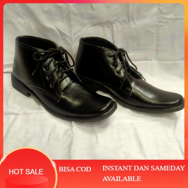 Sepatu PDH Paskibra tali Pria Model Tinggi