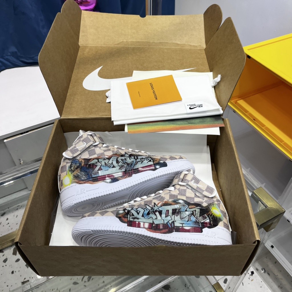 Louis Vuitton x Nike Air Force1 Low Cut Basketball Shoes Sneakers Men and Women Limited collection