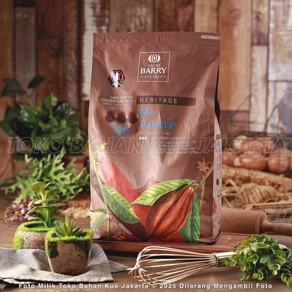

Cacao Barry Callebaut Mi Amere 5kg 58% Dark Chocolate Couverture Coin