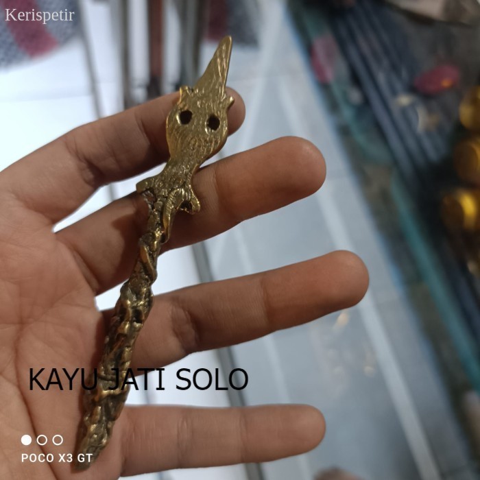 

ajimat tombak baru kuping full kuningan Antikan KJS61 antik terlaris