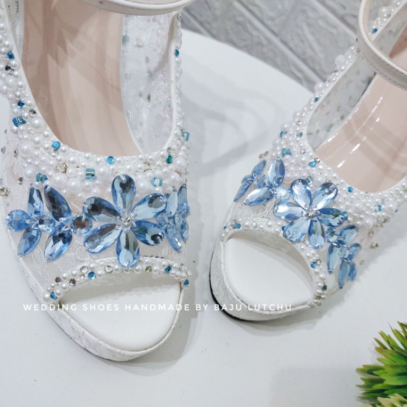 PB - Heels Biru Muda wedding biru blue wisuda lace kaca