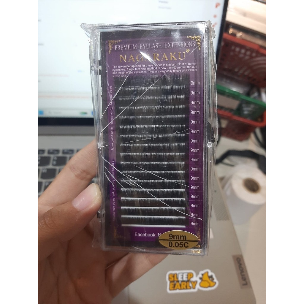 

EYELASH SALE N16T reject box saja / NAGARAKU YELIX NESURA NAVINA JOYLASH HEMOLA GRAFTING EYELASH EXTENSION / NAGARAKU HEMOLA GLOVIVI