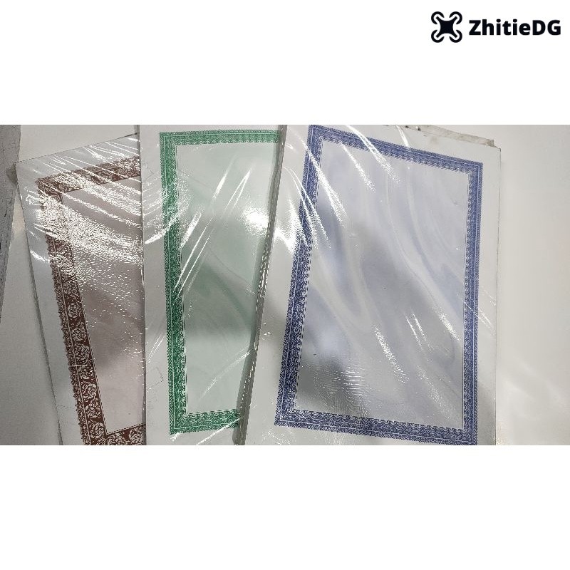 

(OBRAL)( 100 LBR ) Kertas Piagam A4 / Setifikat / Bingkai Motif / BC / Manila