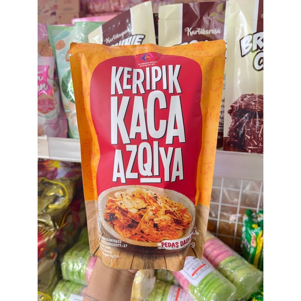 

CEMILAN KERIPIK KACA PEDAS DAUN JERUK