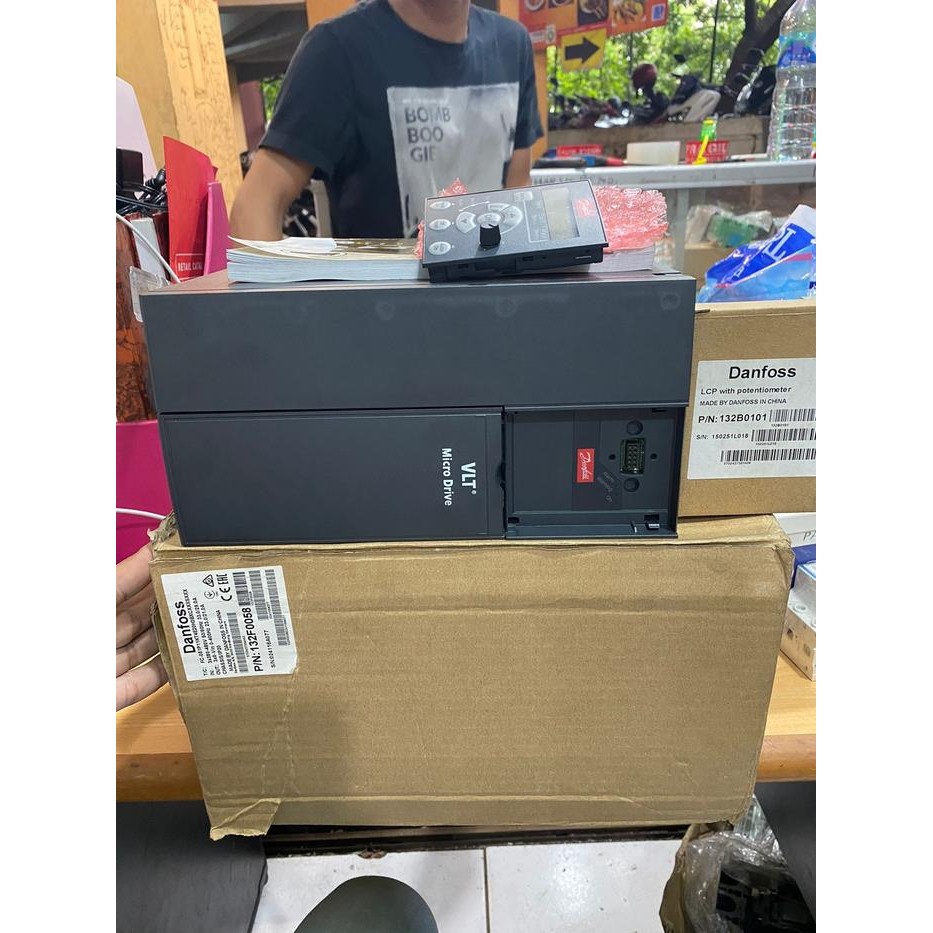 INVERTER DANFOSS 11KW 3x380-480V VLT MICRODRIVE FC-051P11K