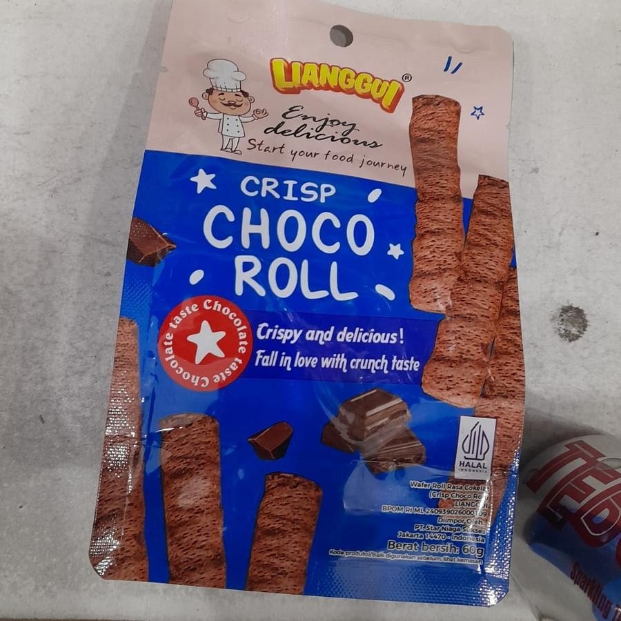 

Lianggui Crisp Choco Roll Wafer Roll Rasa Coklat 60gr