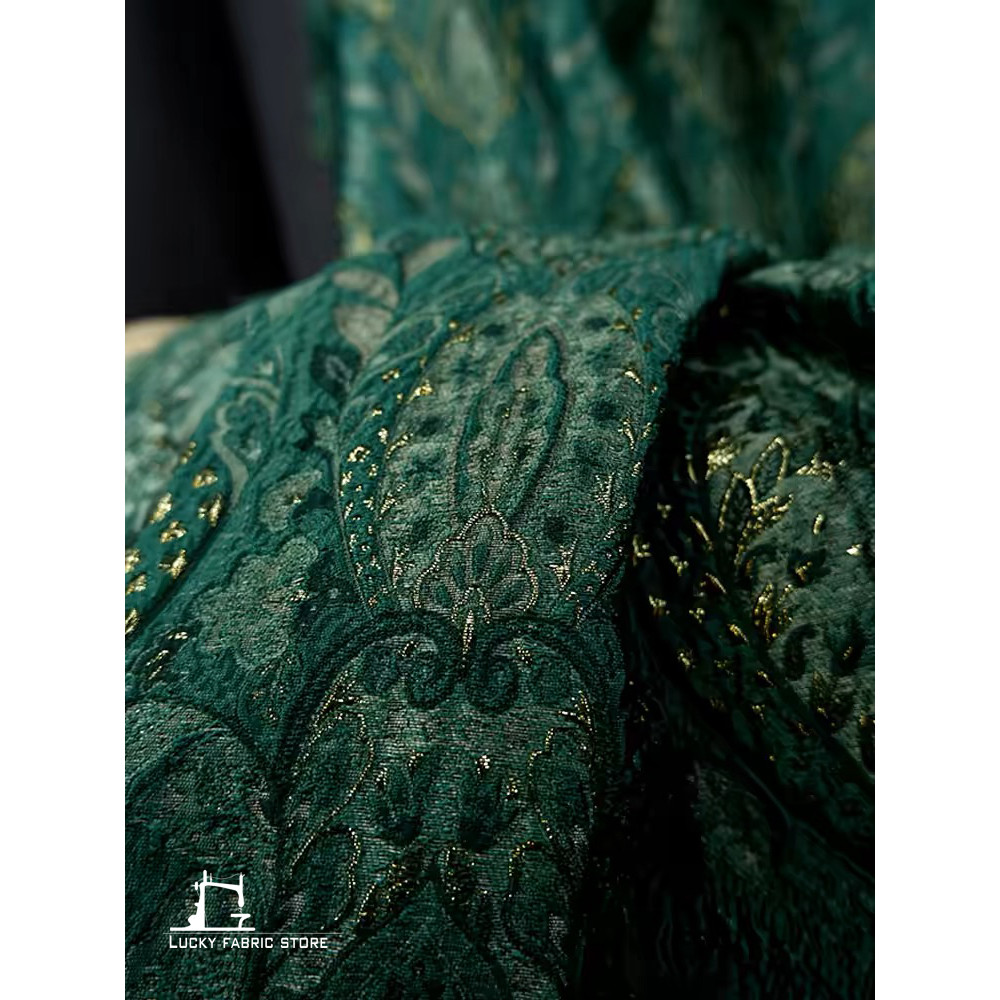 

Exotic, royal style, European bright silk blend, three-dimensional texture, embossed jacquard fabric, designer fabric