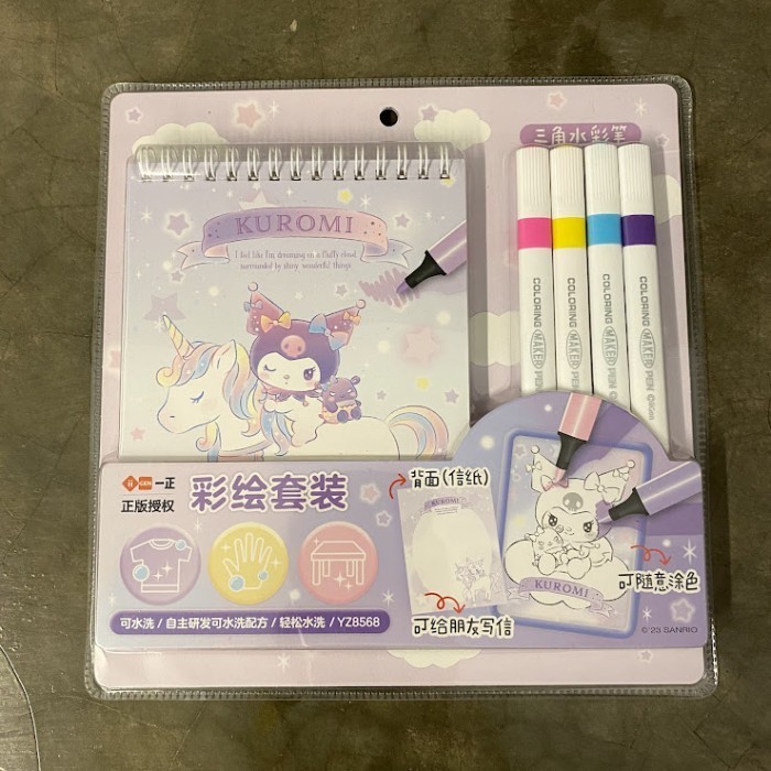 

Set Alat Tulis Mewarnai Menggambar Melukis Sanrio Kuromi Cinnamorol - Kuromi