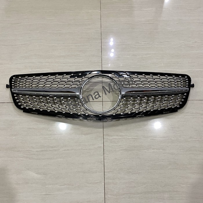 Grill Diamond Mercedes W204 silver