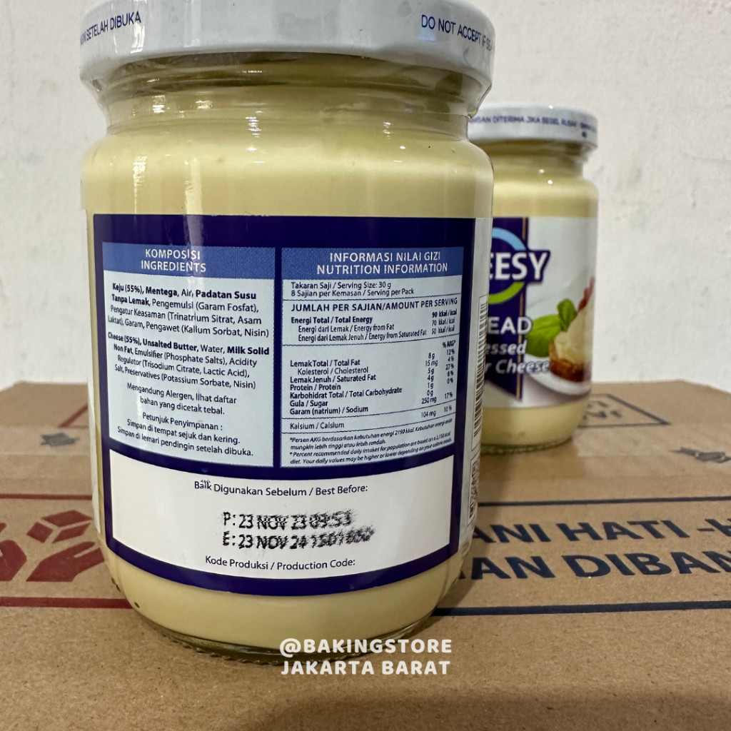 

RB Cheesy Cheddar Cheese Spread 240 gr Selai Keju Olesan Roti HALAL