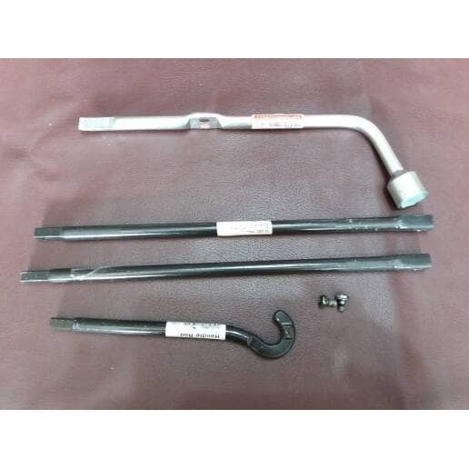 KUNCI RODA INNOVA - KIJANG 4PCS SPAREPART MOBIL