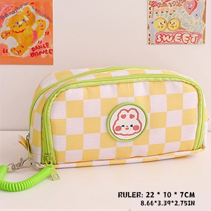 

New Collection Tempat Pensil motif Kartun Beruang Sleting Korea Aesthetic Lucu Import / Pencil case/Premium/Plaid / Zipper/ Kompartmen/ Imut - Yellow+White