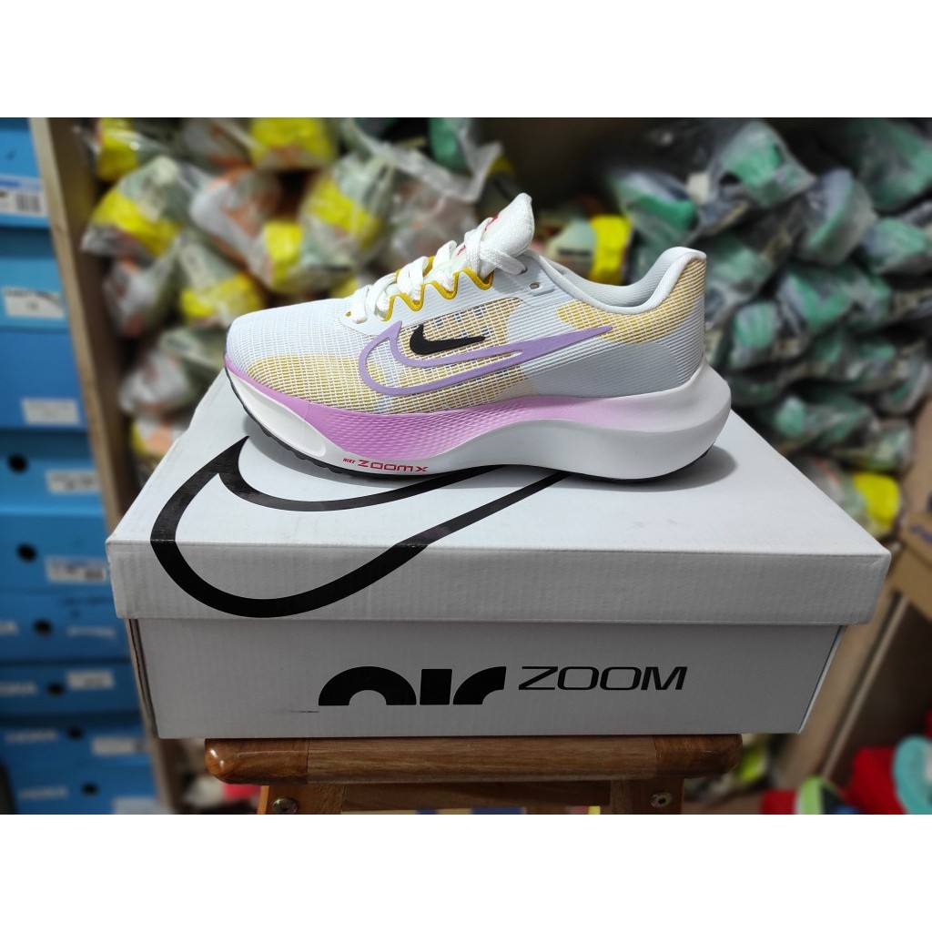 NIKE ZOOM X PUTIH PINK