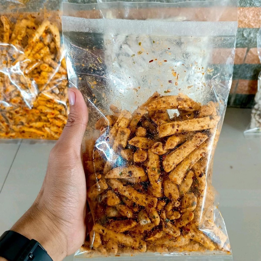 

Basreng Crispy Pedas Daun Jeruk Dan Gurih Original 250GR Snacks Makanan Ringan Food