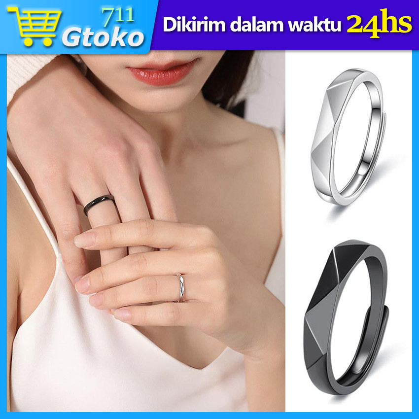 Cincin Pasangan Couple Warna Hitam & Putih Polos Minimalis Adjustable Aksesoris Pria Wanita