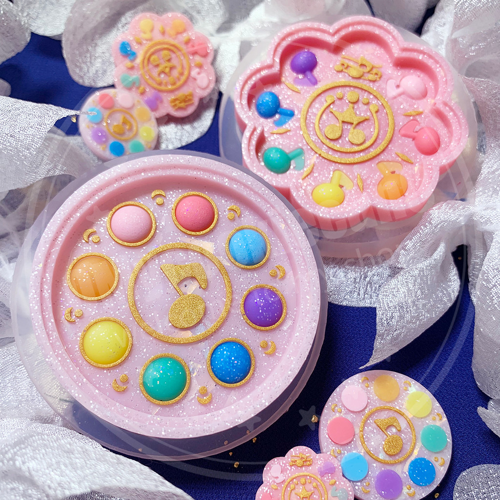 

Super cute, the little witch transparent silicone molds and resin molds, shaker molds，doremi.