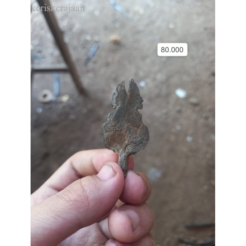 

keris semar kembar termurah yang dikantongi raja samara tungga sepuh sri wijaya bk Keris sengkelat majapahit mataram kartosuro kartasura Surakarta Yogyakarta nagasasra sabuk budaya jawa melayub antik