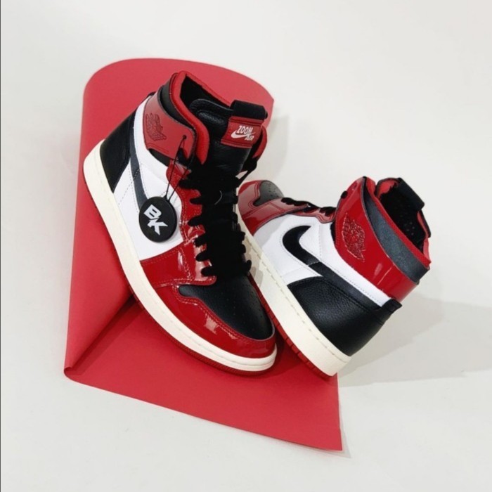 AIR JORDAN 1 HIGH ZOOM CHICAGO