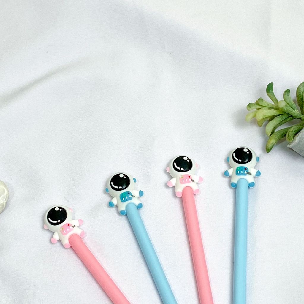 

READY PENSIL GRAPHITE 2B TEBAL INFINET ASTRONOT 2 WARNA BIRU DAN PINK / PENSIL GRAPHITE 2B PENSIL TEBAL HITAM ALAT TULIS SEKOLAH TERBARU BISA GROSIRAN HARGA TERMURAH BISA COD