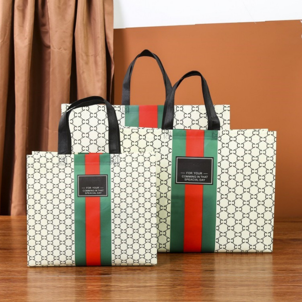 

[READY STOCK] Tas Goodie Bag Wanita - Pembungkus Kado Ultah Premium (Motif Unyu) - Souvenir Seminar & Wedding - Diskon Grosir!