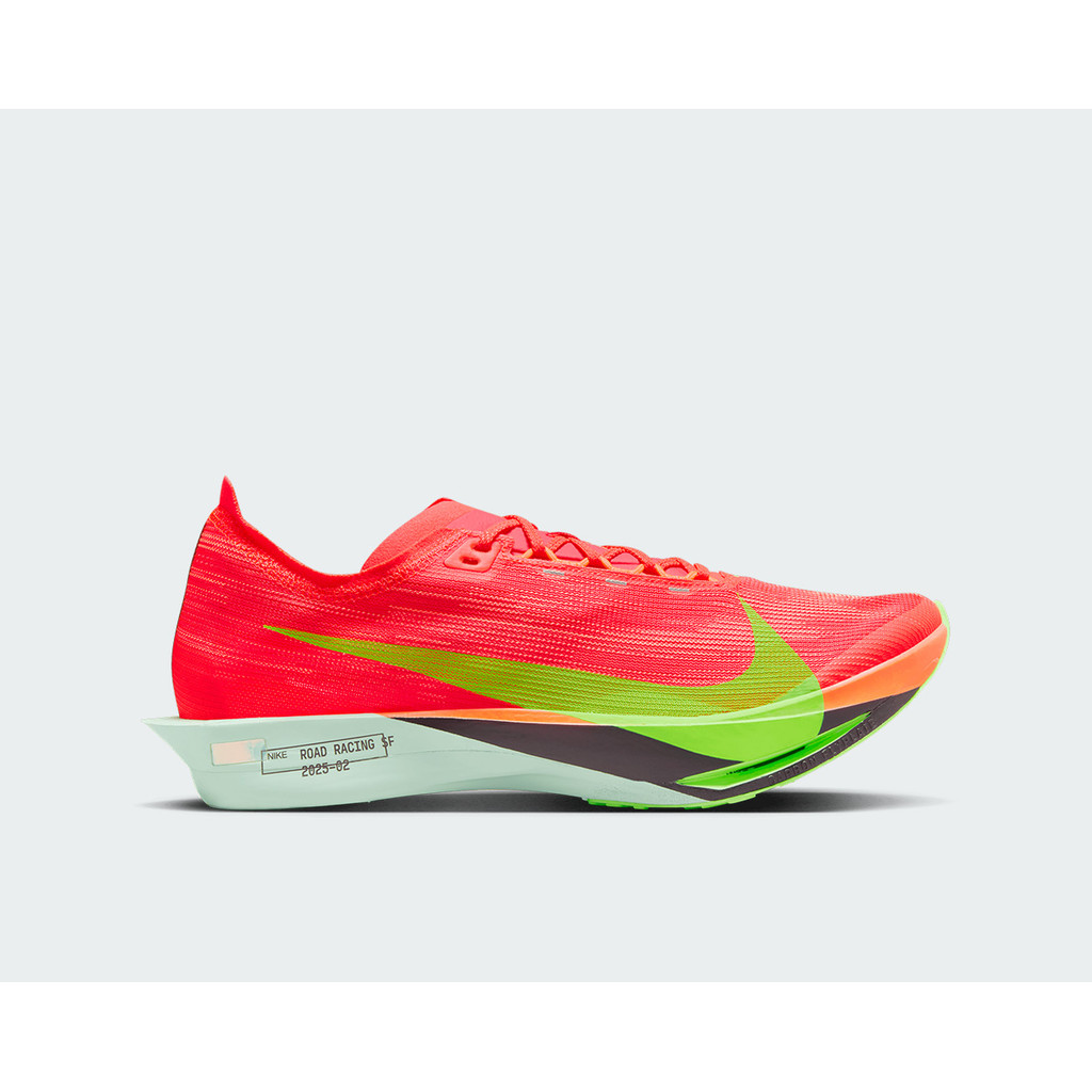 Sepatu Lari Pria Nike Streakfly 2 Bright Crimson 2 - HF6416-600