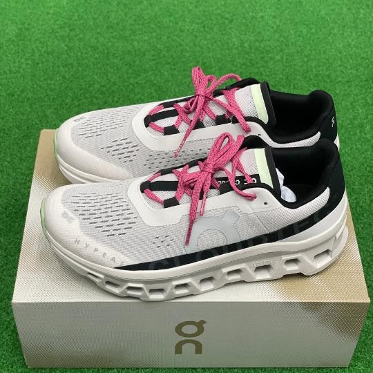 ON CLOUD Cloudmonster Men Frost Black Authentic / Sepatu ON CLOUD Original