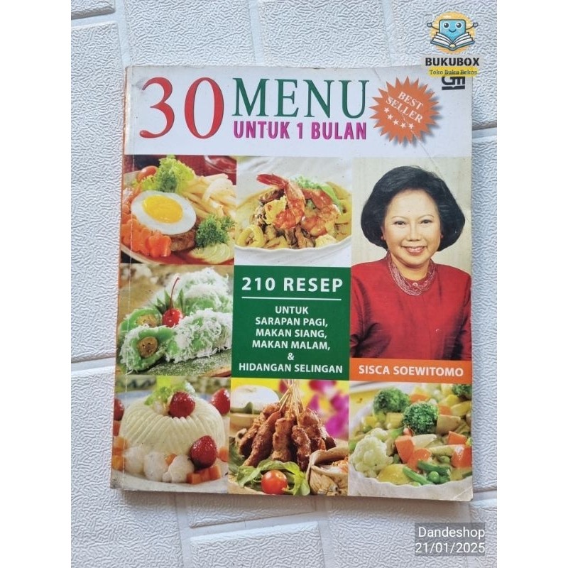 (BEKAS) 30 Menu Untuk 1 Bulan 210 Resep oleh Sisca Soewitomo _ Buku Resep Masakan Gramedia  Preloved