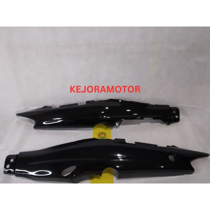 cover body vega r 2004 2005 hitam/cover body vega r 04/win