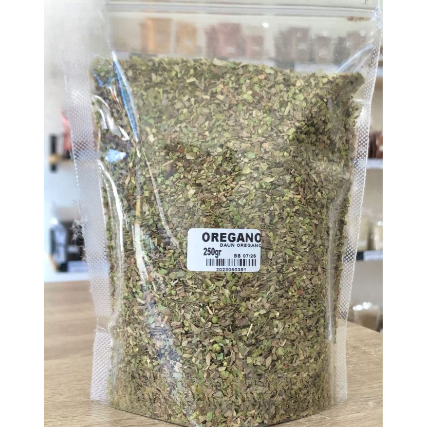 

Daun Oregano Kering 250 gr / Dried Oregano Flakes 250 gr / Dry Oregano Leaves / Oregano Kering