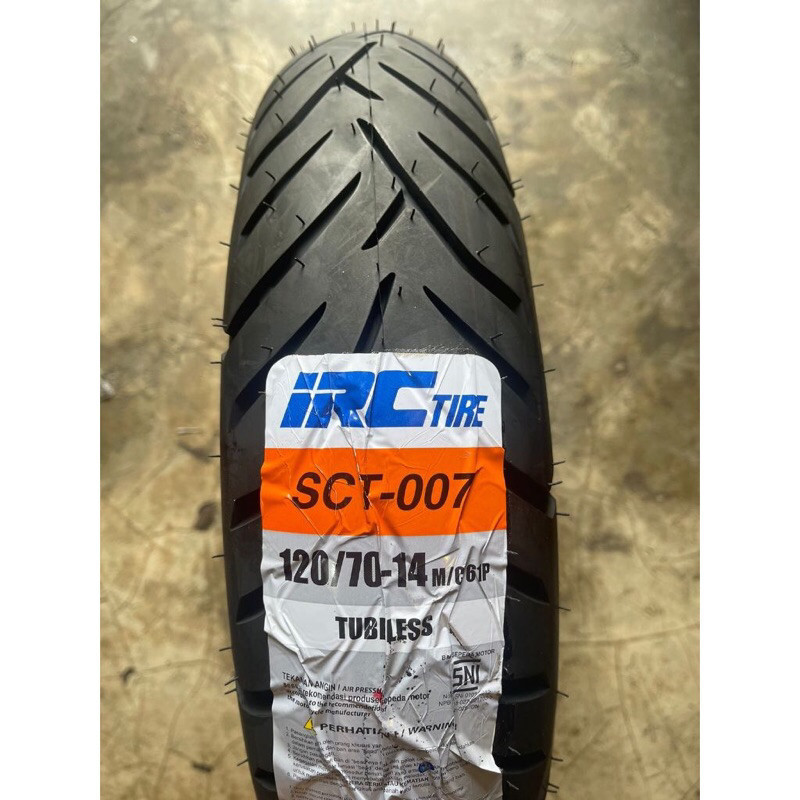 BAN LUAR RING 14 UKURAN 120/70-14 MERK IRC TUBELESS ban belakang PCX 150 VARIO 160 NEW