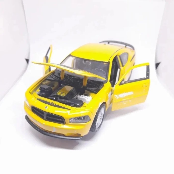 OP27 Dodge Charger Daytona - Welly Diecast Skala 24 Bekas Mainan Anak Murah