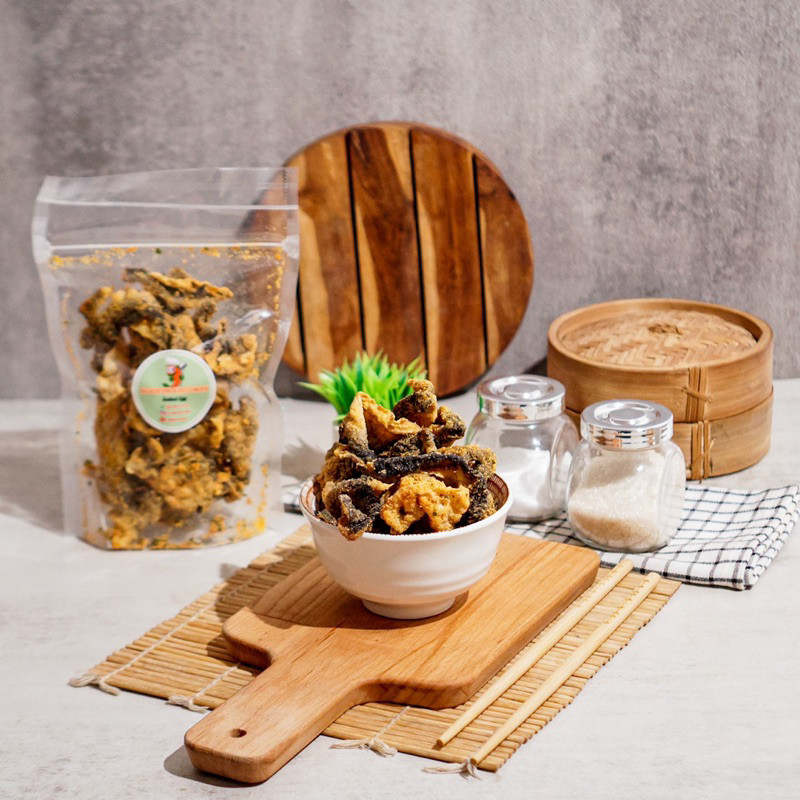 

KERUPUK KULIT IKAN SALMON SALTED EGG