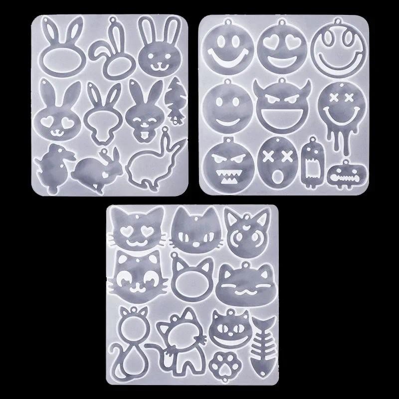 

Cat Laughing Face Earrings Pendant Mold Laughing Face Dangle Craft Supplies for DIY Necklace Earrings Jewelry Making Mold Decor