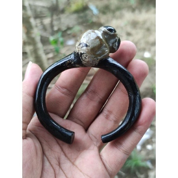 GELANG AKAR BAHAR HITAM BONGGOL BATU UNIK