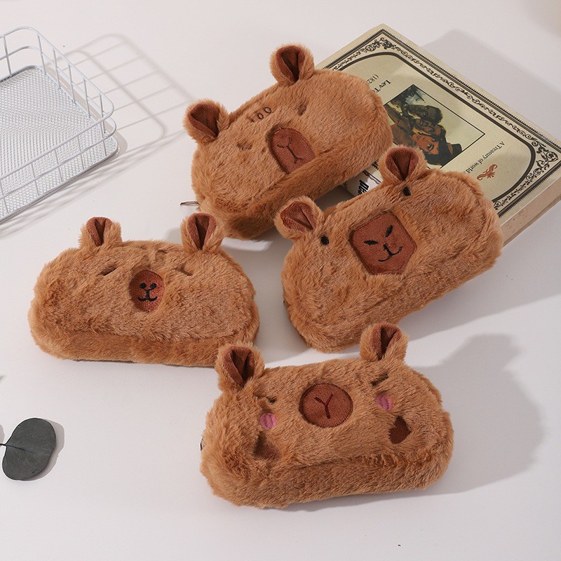 

【MAPLESOL】31 CUTE CAPPY CASE Tempat Pensil Sleting Capybara/ Capibara Bulu