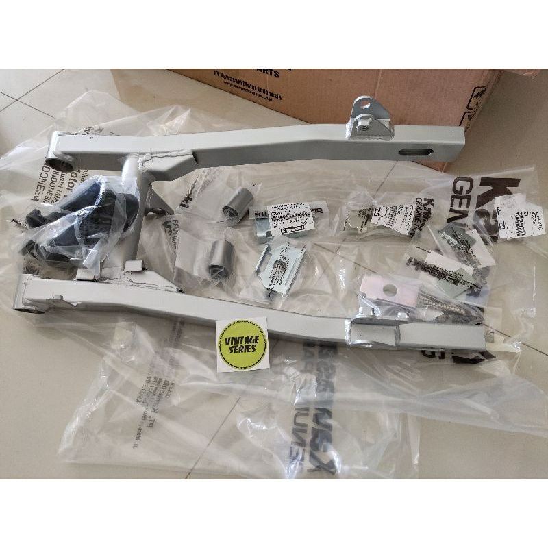 kawasaki kaze r ARM KAZE R AREM KAZE R SWING ARM KAZE ORIGINAL KAWASAKI SET PRINTILAN