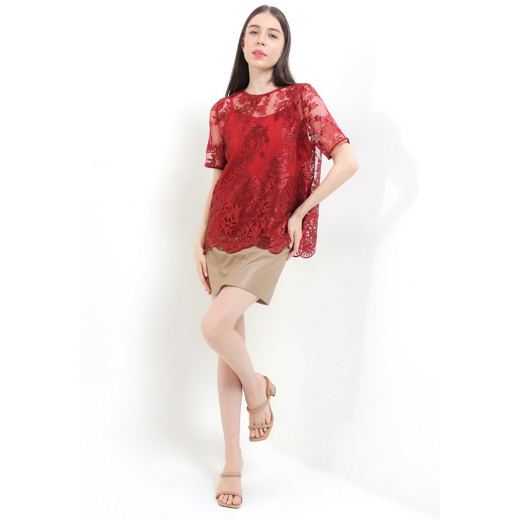 C/S S/S FLO EMB MESH BLOUSE W/ CAMI ATASAN WANITA B0O145