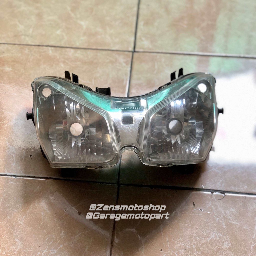 Headlamp Reflektor Lampu Depan Vario 110 Karbu Ori Copotan