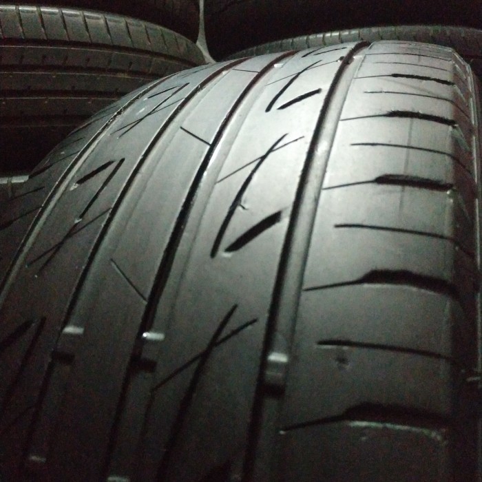 Ban mobil 225/50 R17 bekas (Nazwa workshop)