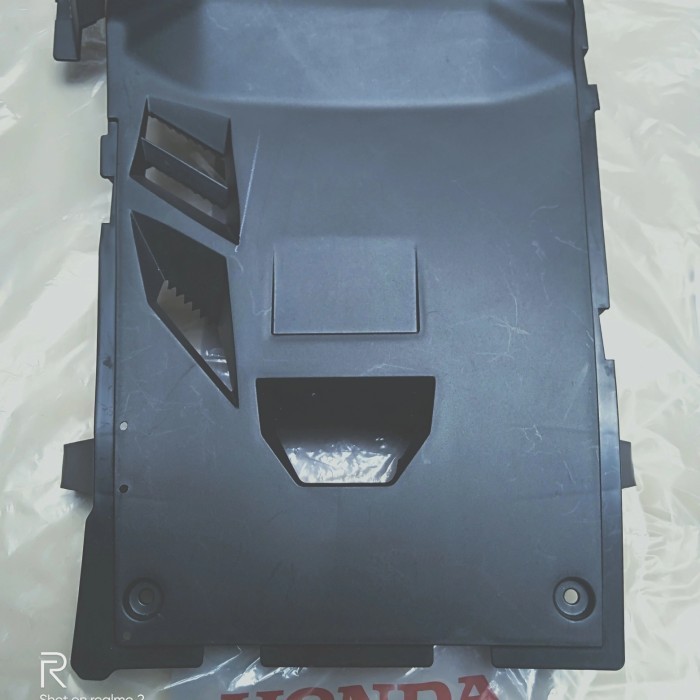 Dek dasbor kolong atau cover Lumpur bawah Honda Vario 125 Led new 150 non ori good quality
