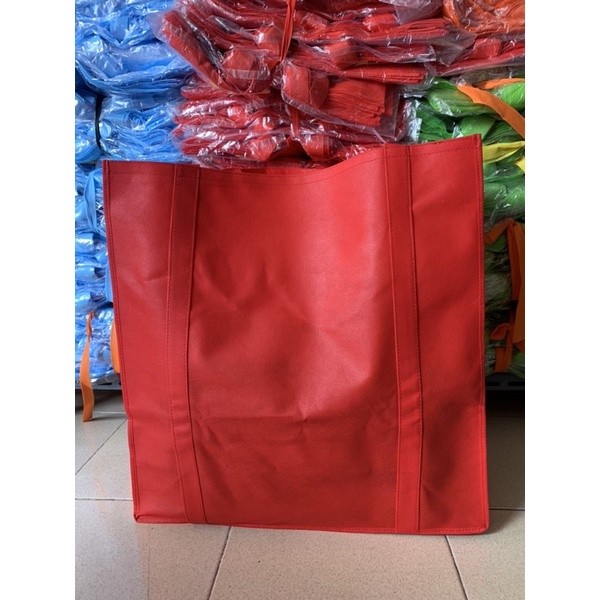 

LUSINAN(12pcs)- Tas Goodie Bag Kotak uk 50x50x20- Tas Spunbond Polos- Tas Kain Polos