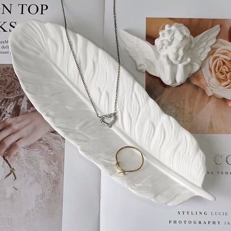 

DIY Crystal Dropper Mold Feather Plate Wings Storage Box Tray European Plate Resin Mirror Silicone Mold