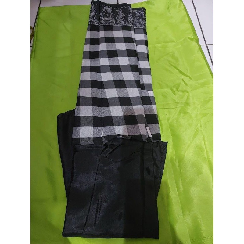 wastra pelinggih # poleng polos #kain peles