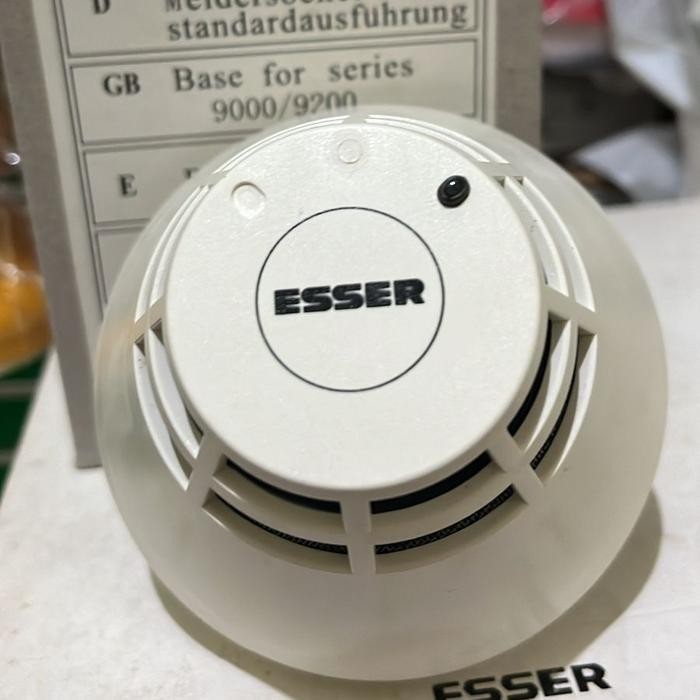ESSER TIPE 761362+BASE 781590 SEMOKE DETECTOR