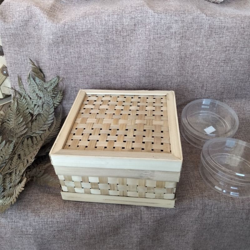 

box exclusive natural webbing plait braid plaited mats cane work wadah hampers tempat hantaran packaging parsel 20 x 20 cm dan 25 x 25 cm rantang natural tanpa cangking