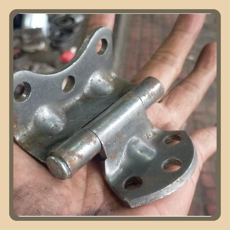 ENGSEL PINTU MOBIL Pickup/ BAK L300/T120SS ORIGINAL MITSHUBISHI  SATUAN