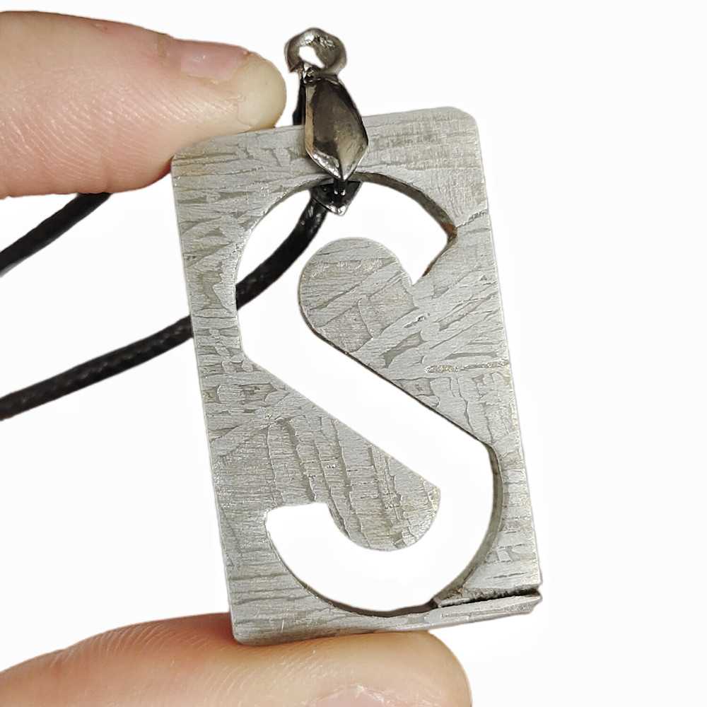 Muonionalusta Sweden Iron Meteorite Pendant Exquisite Iron Meteorite Necklace Natural Iron Meteorite